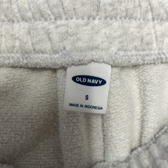 Old Navy mid rise joggers. Small - Picture 3 of 8